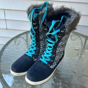 Almost new Just Blue navy blue winter boots women’s size 8.5
